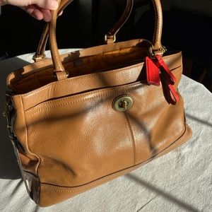 Coach Tote Medium